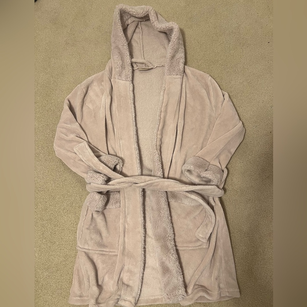 Pottery barn teen/women’s soft pink robe